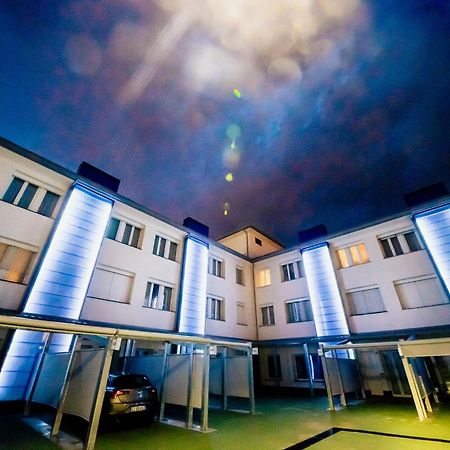 Diamante MHotel Collegno Bagian luar foto