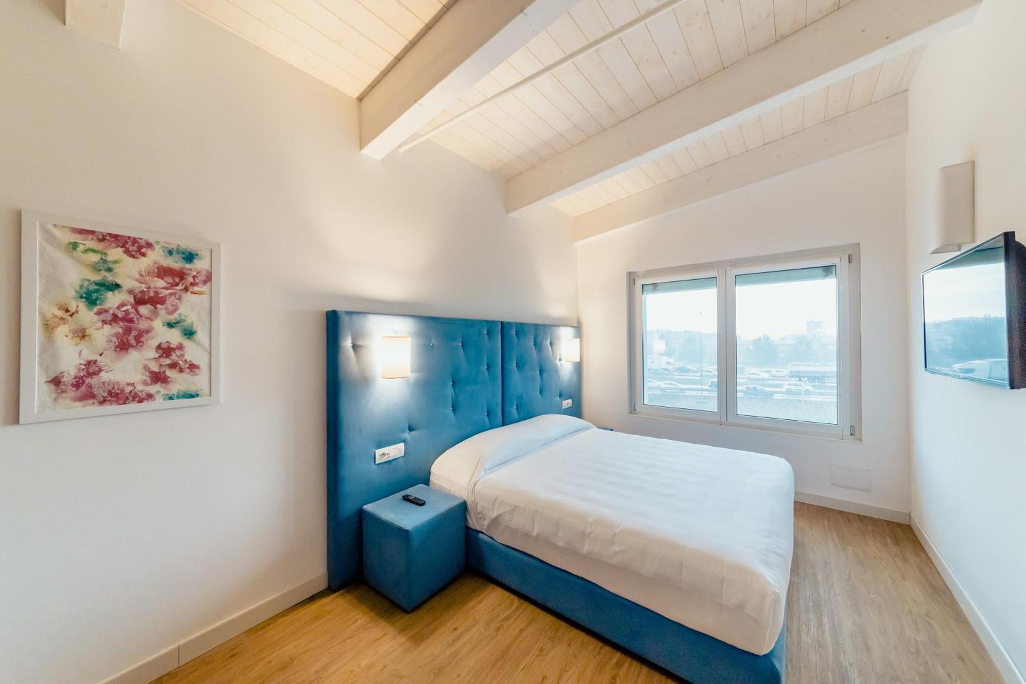 Diamante MHotel Collegno Ruang foto