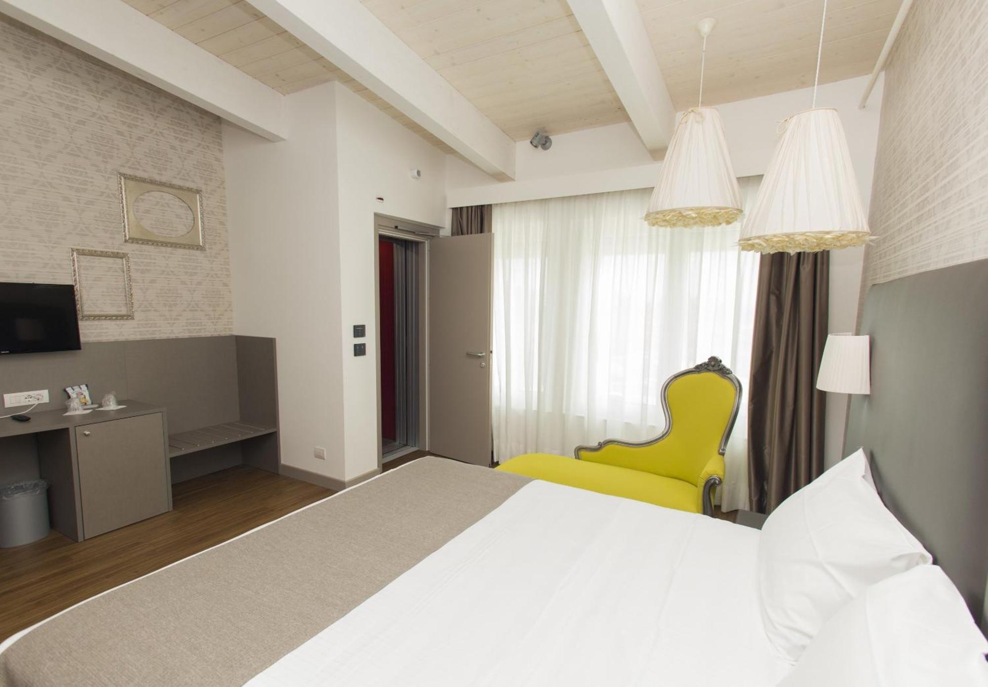 Diamante MHotel Collegno Ruang foto