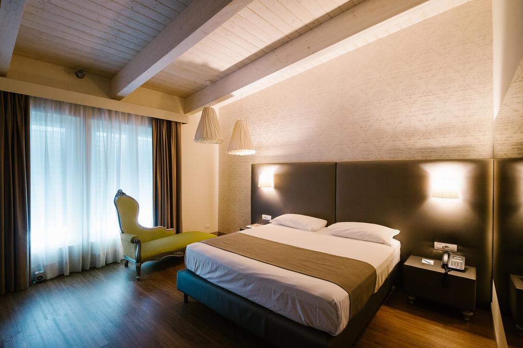 Diamante MHotel Collegno Bagian luar foto